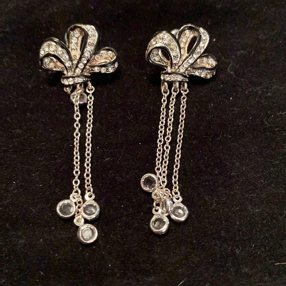 Rhinestone Bows W Black Trim Dangle Earings